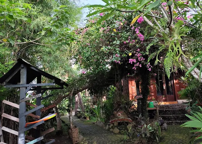 Habitación en casa particular Bali Medewisurf-homestay Airsatang